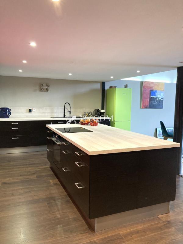 Loft - 158 m² - 4 pièces