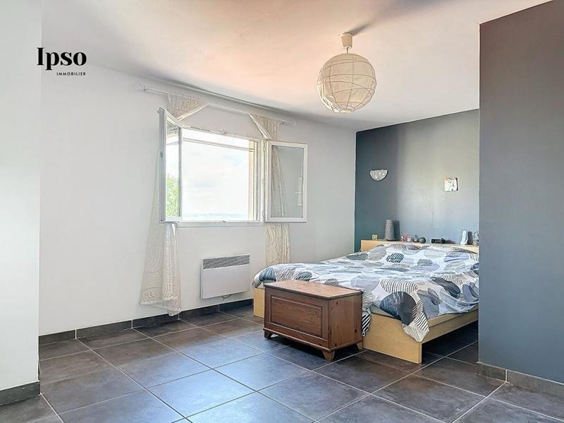 Maison - 209 m² - 6 pièces