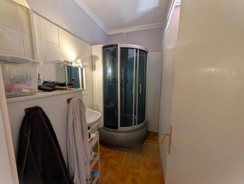 Appartement - 230 m² - 12 pièces