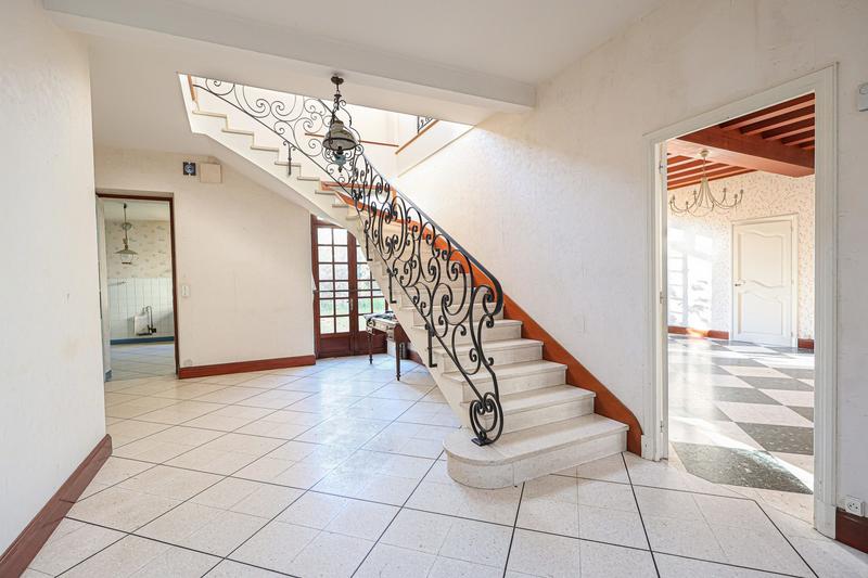 Maison - 178 m² - 6 pièces