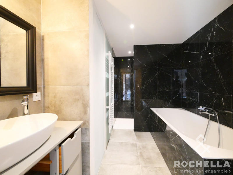 Maison contemporaine - 149 m² - 5 pièces