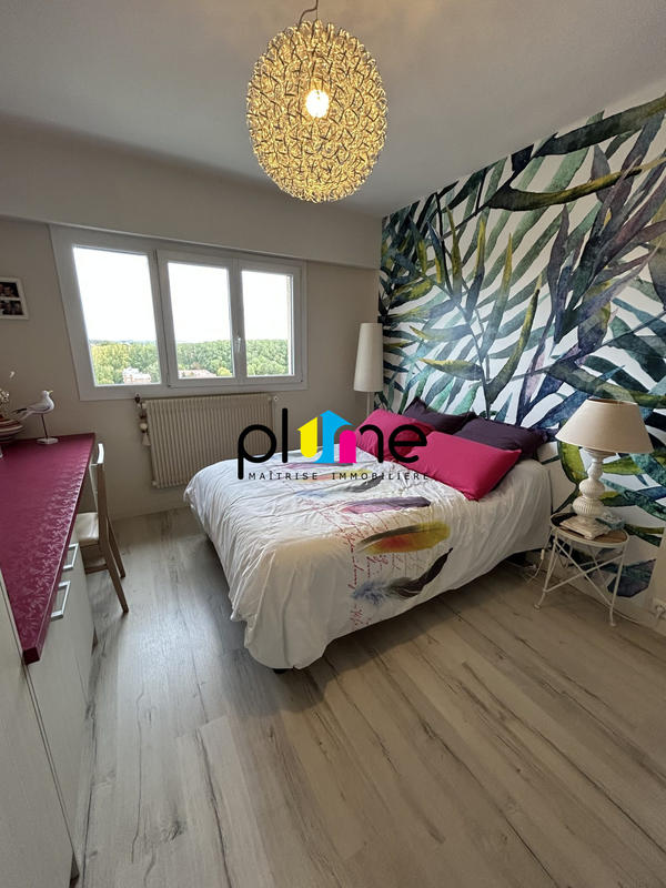 Appartement - 200 m² - 4 pièces