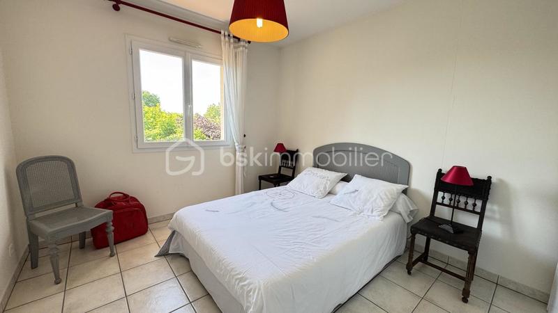 Villa - 181 m² - 8 pièces