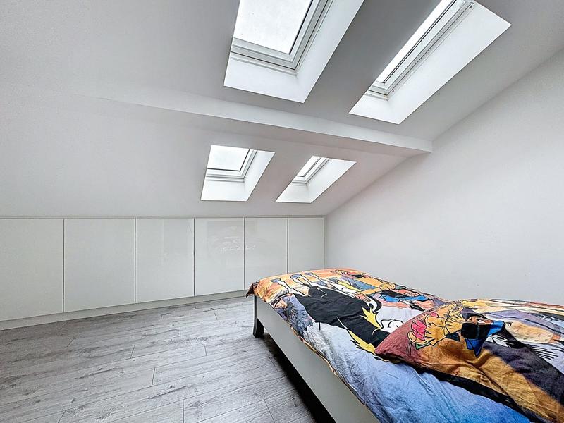 Maison - 196 m² - 8 pièces