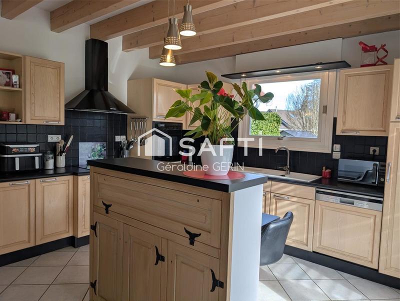 Maison - 164 m² - 5 pièces