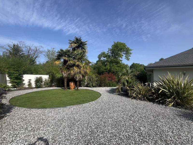 Maison - 202 m² - 5 pièces