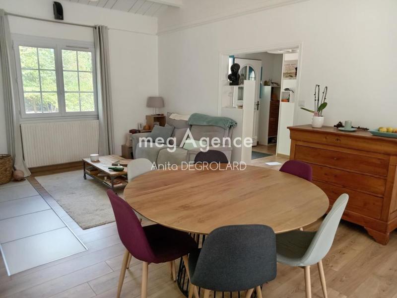 Maison - 200 m² - 5 pièces