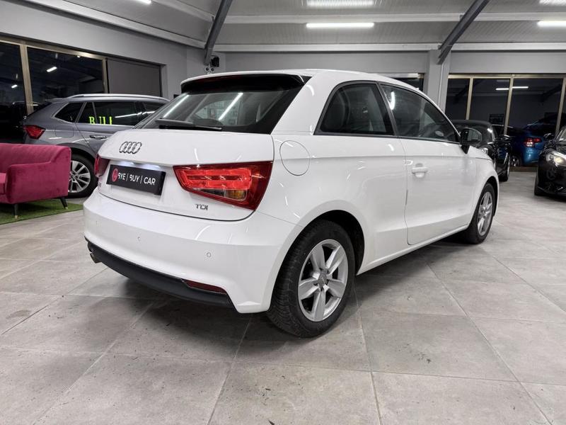 Audi A1 1.4 TDi - 90 Berline Ambiente Phase 2 / Garantie 12 Mois