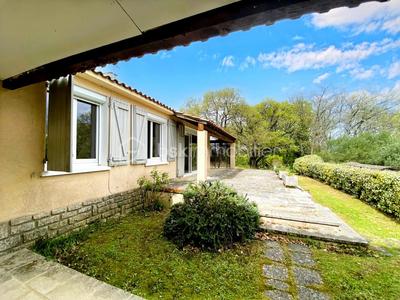 Maison - 106 m² - 6 pièces