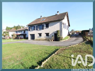 Maison - 125 m² - 7 pièces