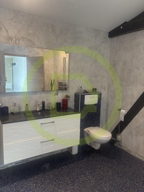 Local d'activités - 123 m² - 3 pièces