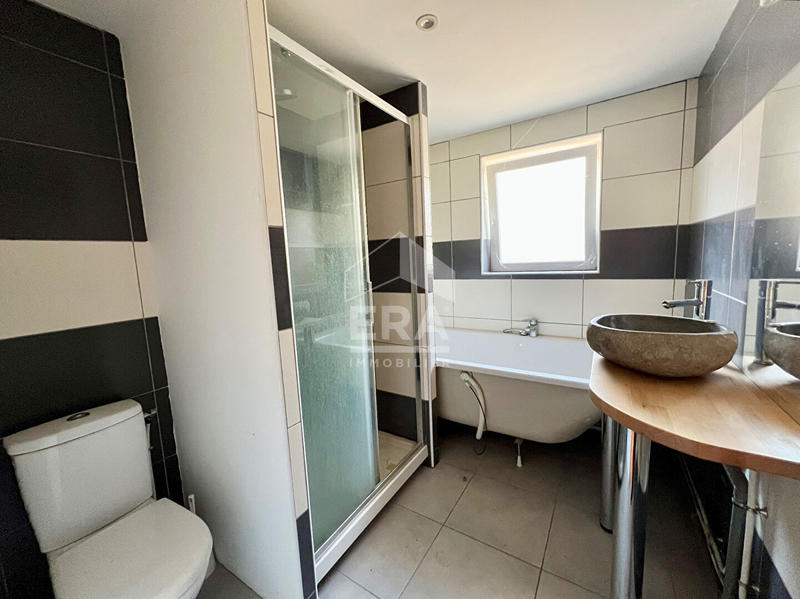 Maison - 77 m² - 4 pièces