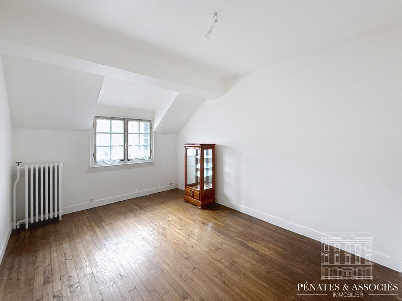 Maison - 156 m² - 7 pièces