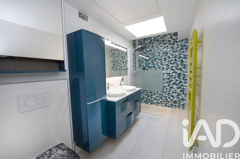 Maison de ville - 296 m² - 9 pièces