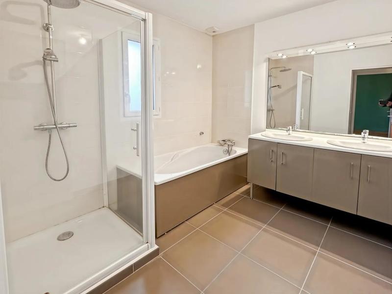 Maison - 146 m² - 7 pièces