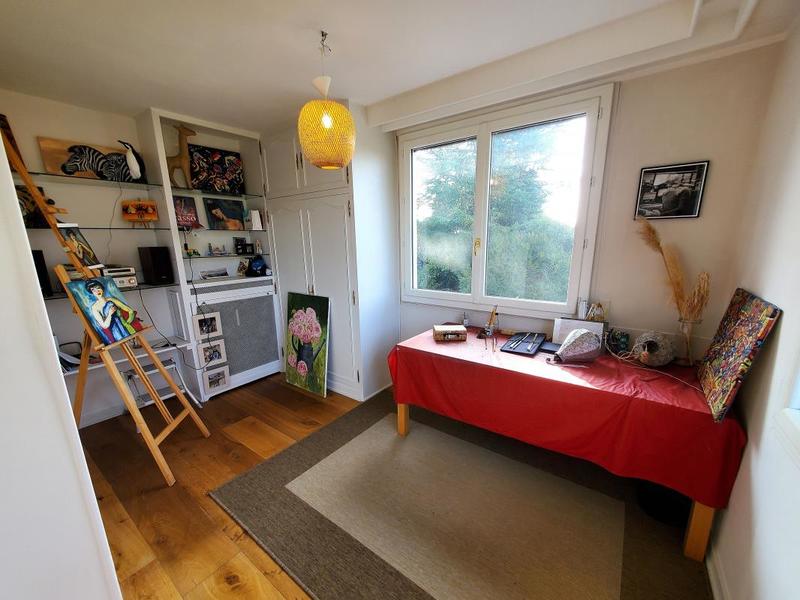 Maison - 285 m² - 8 pièces