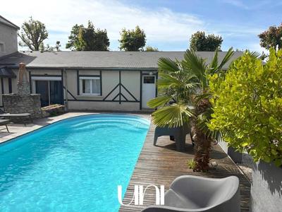 Maison - 160 m² - 6 pièces