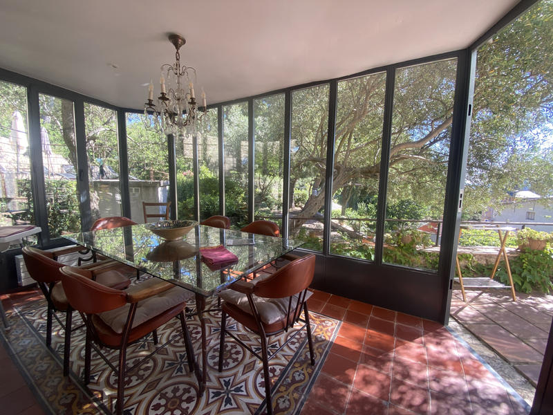 Maison - 190 m² - 8 pièces