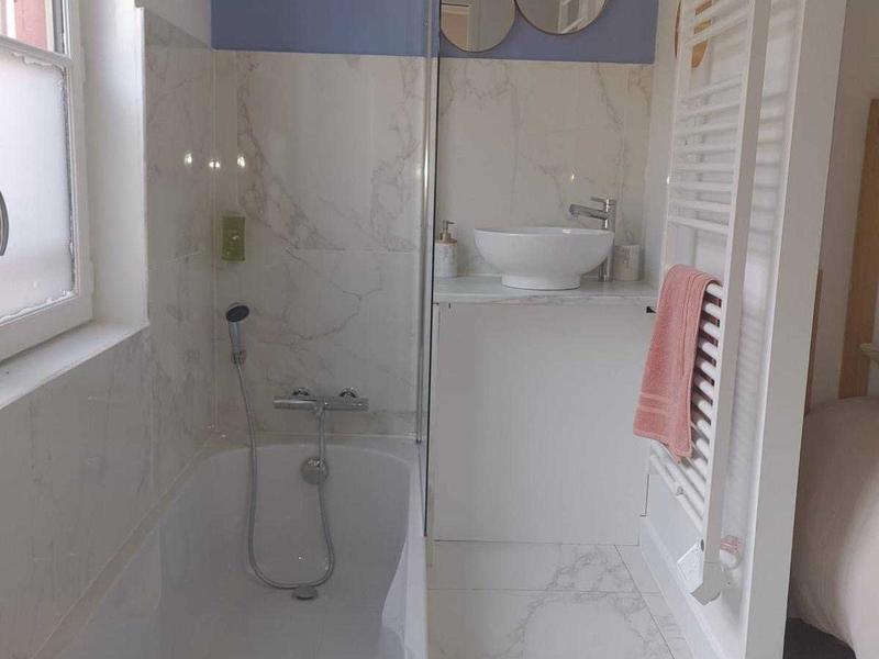 Local commercial - 233 m² - 12 pièces