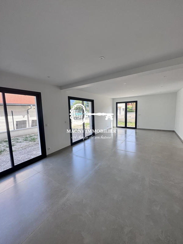 Maison - 125 m² - 4 pièces