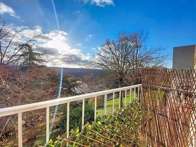 Appartement - 77 m² - 3 pièces