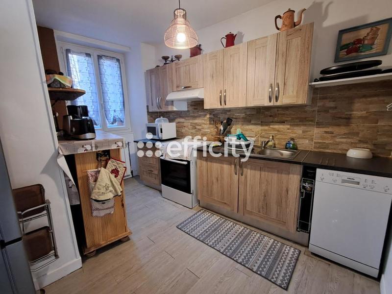 Maison - 100 m² - 5 pièces