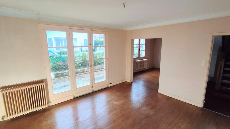 Maison - 117 m² - 9 pièces