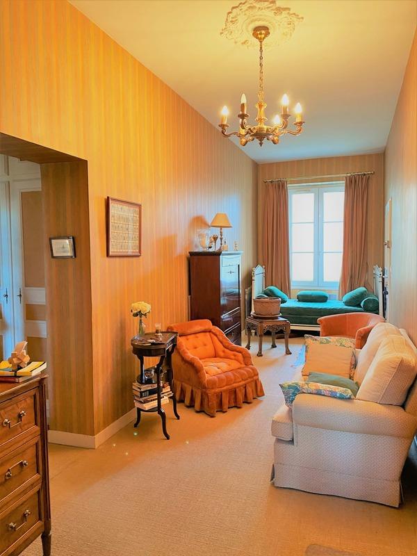 Appartement bourgeois - 162 m² - 5 pièces
