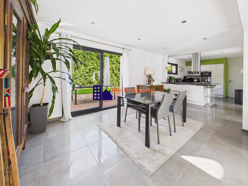 Maison - 132 m² - 6 pièces