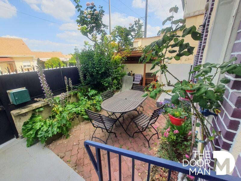 Maison - 145 m² - 8 pièces