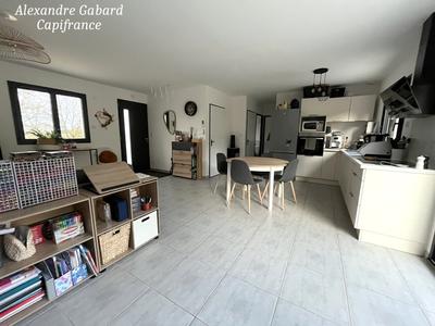 Maison - 69 m² - 3 pièces