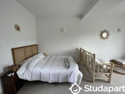 Chambre - 25 m² - 1 pièce