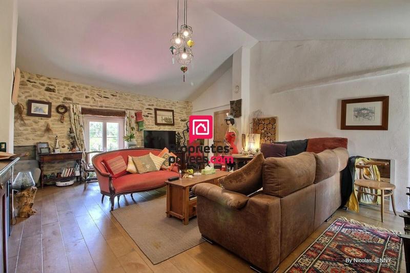 Mas - 179 m² - 5 pièces