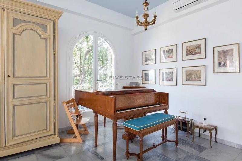 Appartement - 150 m² - 5 pièces