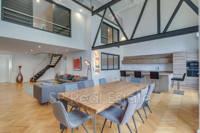 Appartement - 131 m² - 5 pièces