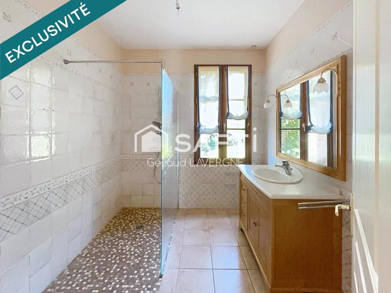 Maison - 138 m² - 6 pièces