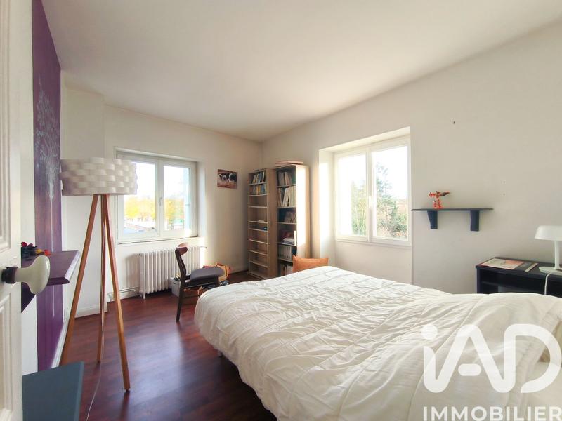 Maison - 321 m² - 15 pièces