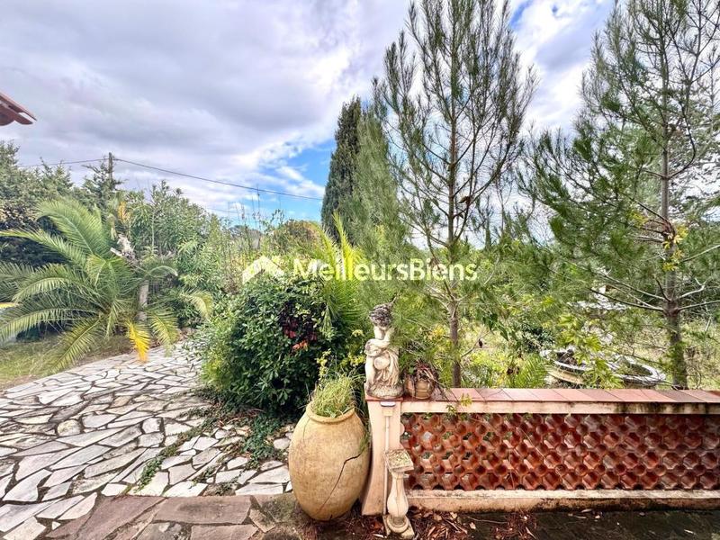 Maison - 185 m² - 7 pièces