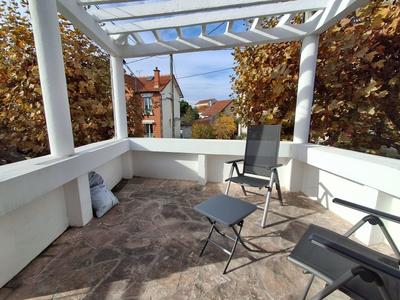 Appartement - 93 m² - 4 pièces