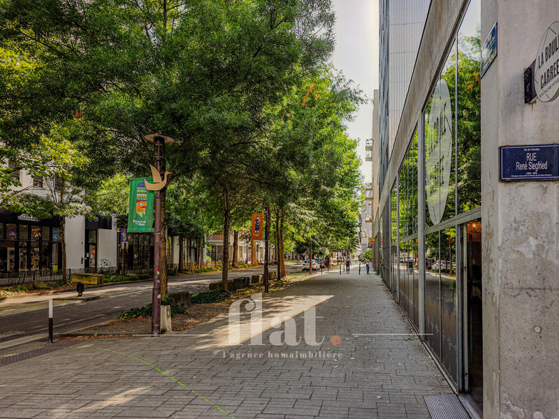 Fonds de commerce - Magasins - 327 m²