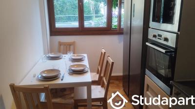 Chambre - 9 m² - 1 pièce