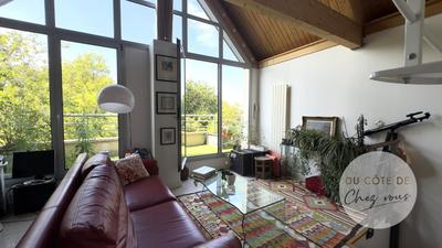 Demeure - 292 m² - 8 pièces