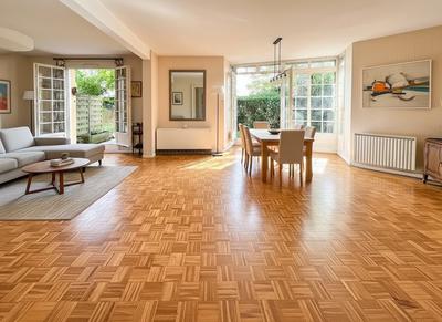 Maison traditionnelle - 128 m² - 6 pièces