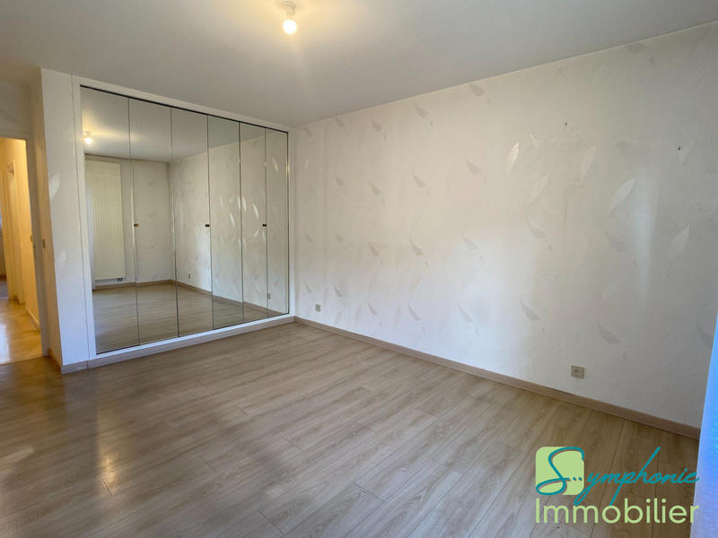Appartement - 106 m² - 4 pièces