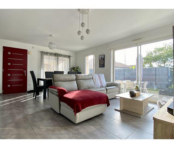 Maison - 90 m² - 4 pièces