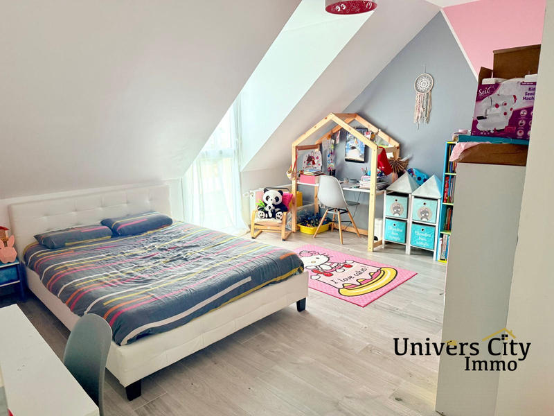 Maison - 103 m² - 6 pièces