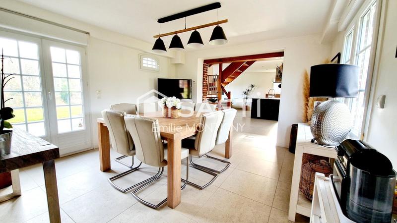 Maison - 200 m² - 7 pièces