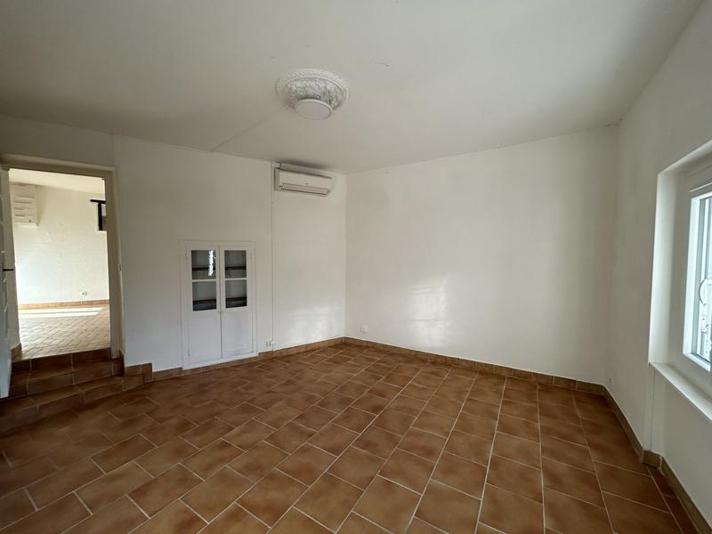 Maison - 92 m² - 5 pièces