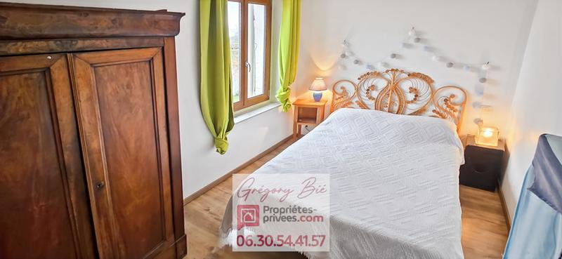 Maison - 250 m² - 10 pièces