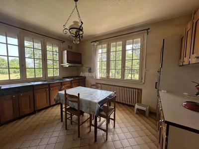 Maison - 168 m² - 6 pièces